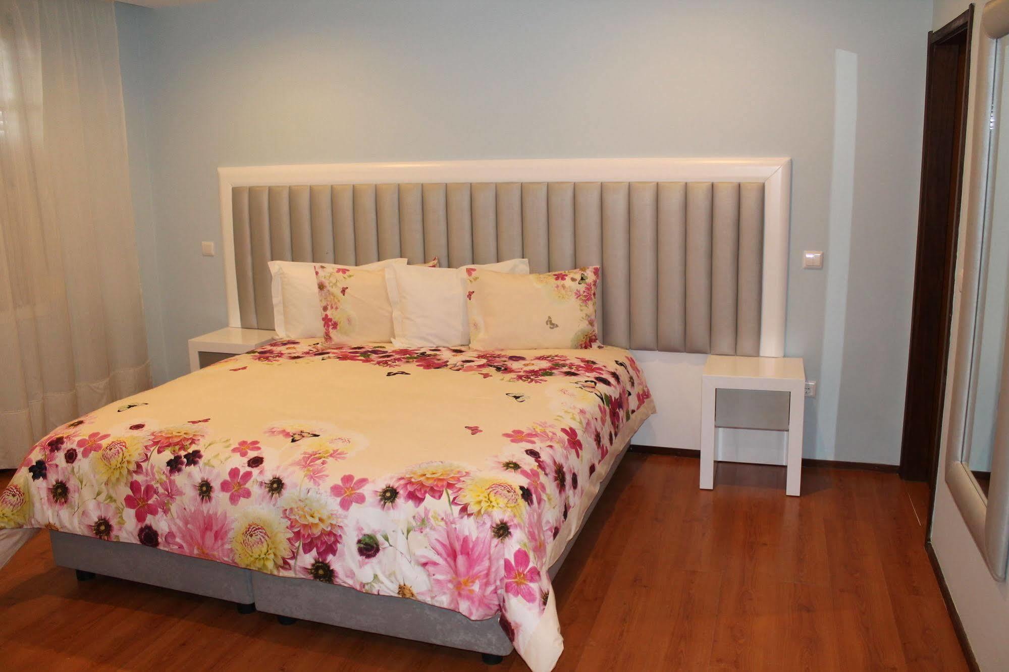Grande Oceano Guest House Порто Екстериор снимка